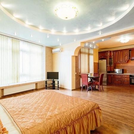 Vip Апартаменти З Видом На Озеро Kiev Exterior foto