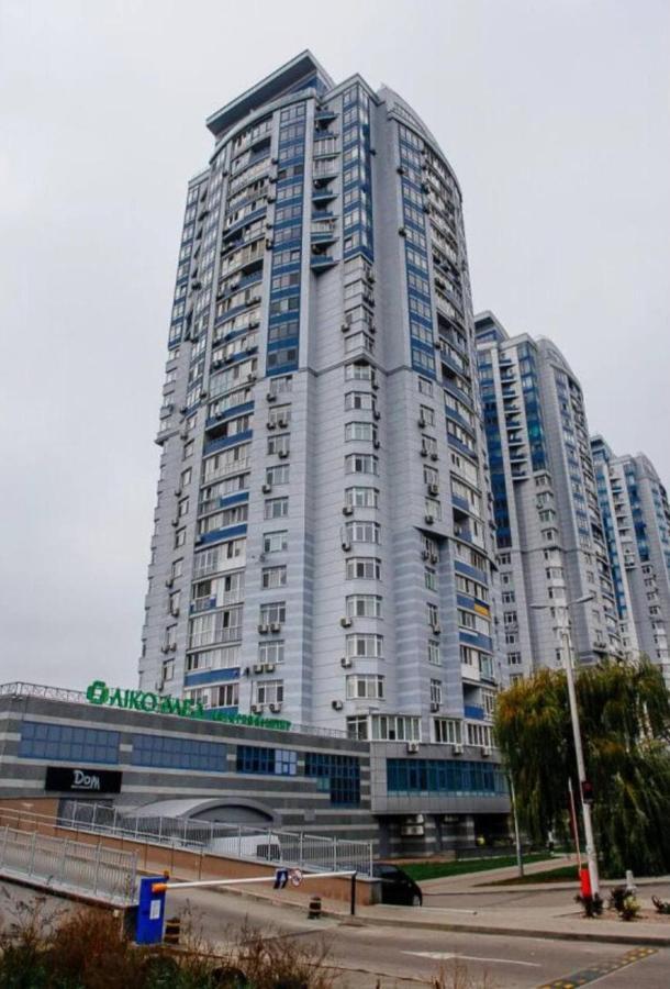 Vip Апартаменти З Видом На Озеро Kiev Exterior foto